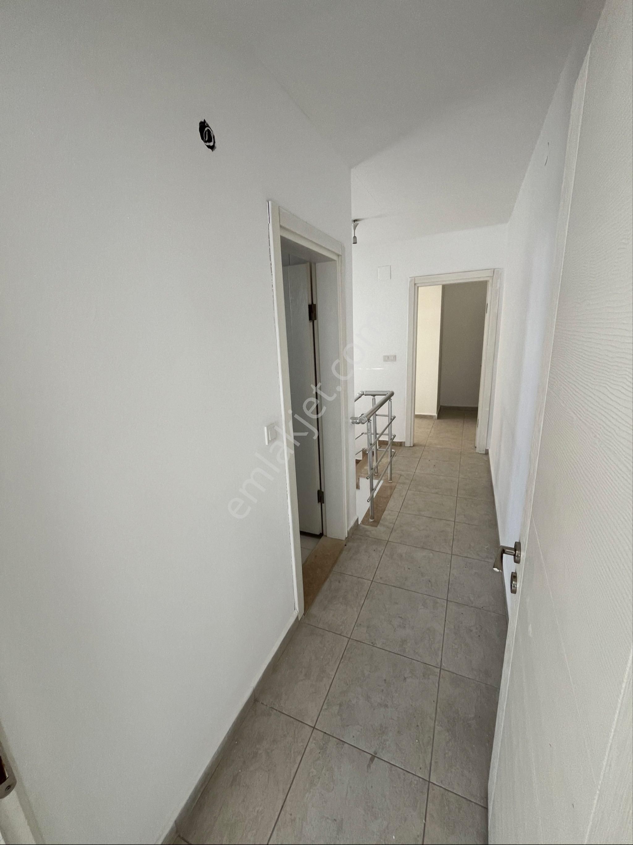 Karaçulha Çevre Yolu Üzerinde 2+1 Kiralık Ofis+konut
