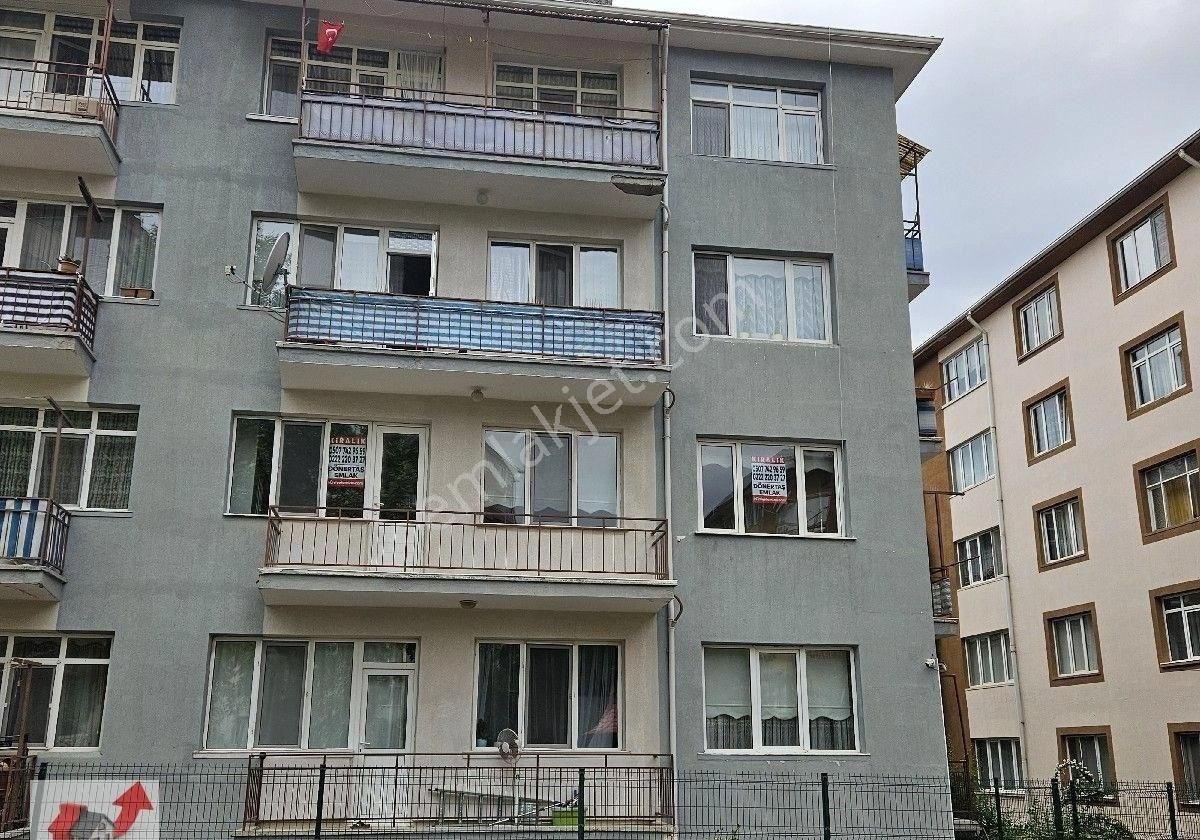 Dönertaş Emlaktan Akarbaşı Mah.kiralık 2+1 Full Bakımlı Daire