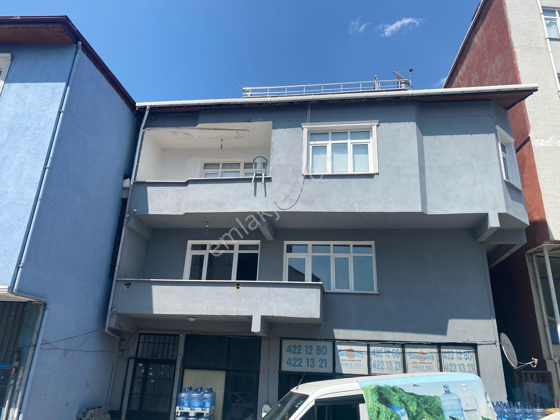 Üsküdar Küplüce De 3+1 Kiralık Ara Kat Daire