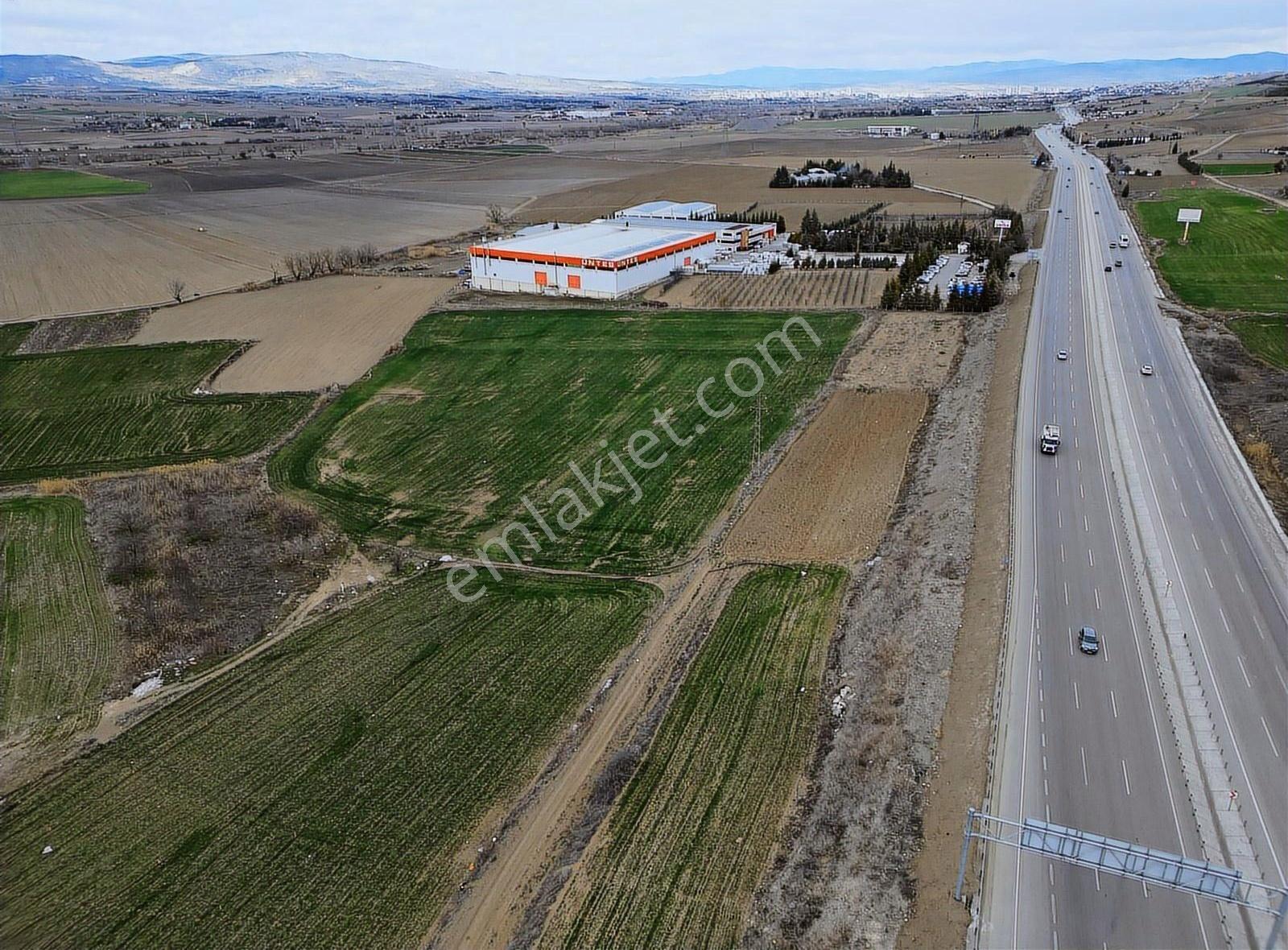 K.KAZAN GYO'DAN İMRENDİ MAH.2384+2588 M2 IST YOLUNA 140M2 TARLA - Görünüm 3