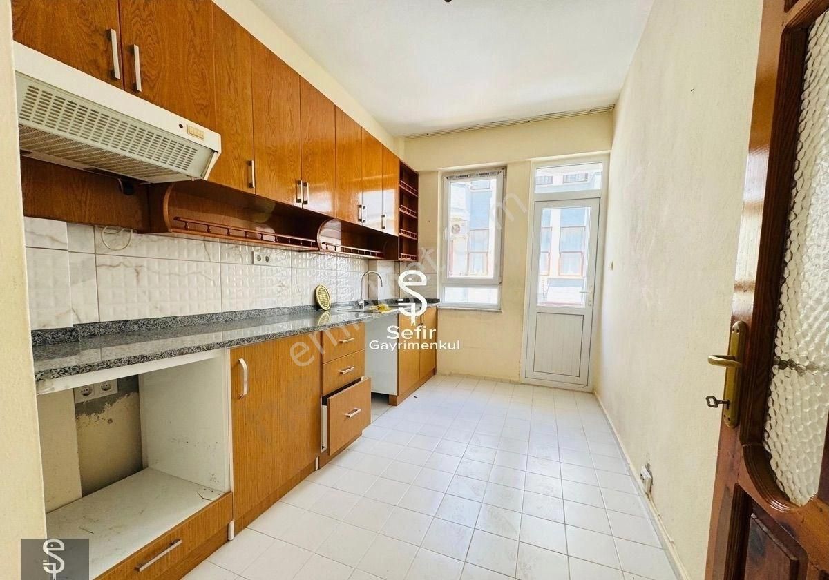 Alanya Kadıpaşa Da Satılık 3+1 Geniş Ve Ferah Daire