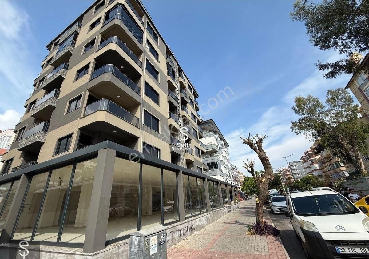 Alanya Cleopatra'da 2+1 Havuzlu Denize 100mt Kiralık Daire Sıfır