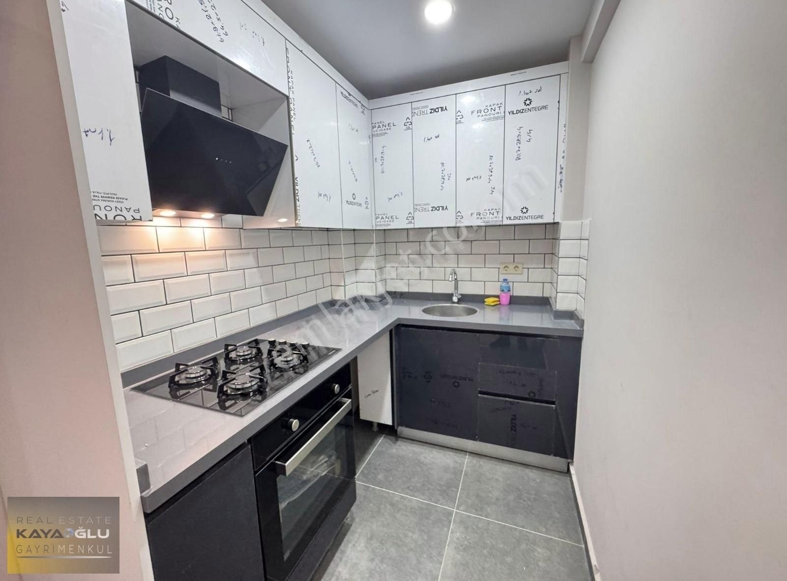Kayaoğlundan Yeni Mahallede Hastane,tranway Yakını 2+1 Kiralık