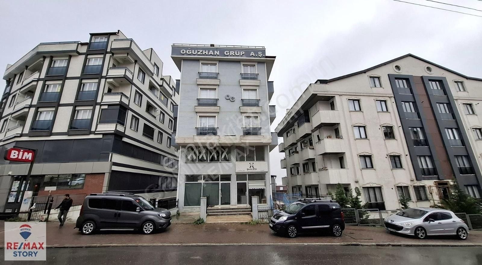 Gebze Adem Yavuz Mah. 2+1 Arakat Asansör Ve Kapalı Otopark