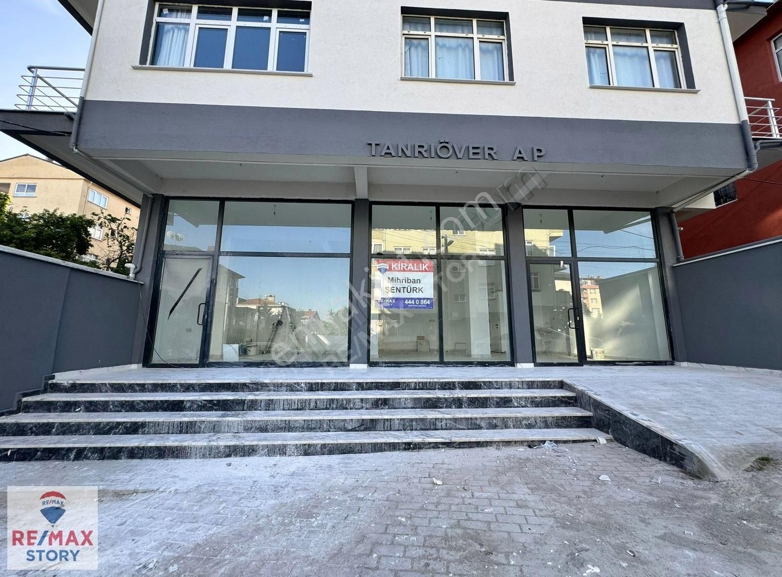 Çayırova Mah. Çayırova Ortaokulu Karşısı Kiralık Dükkan