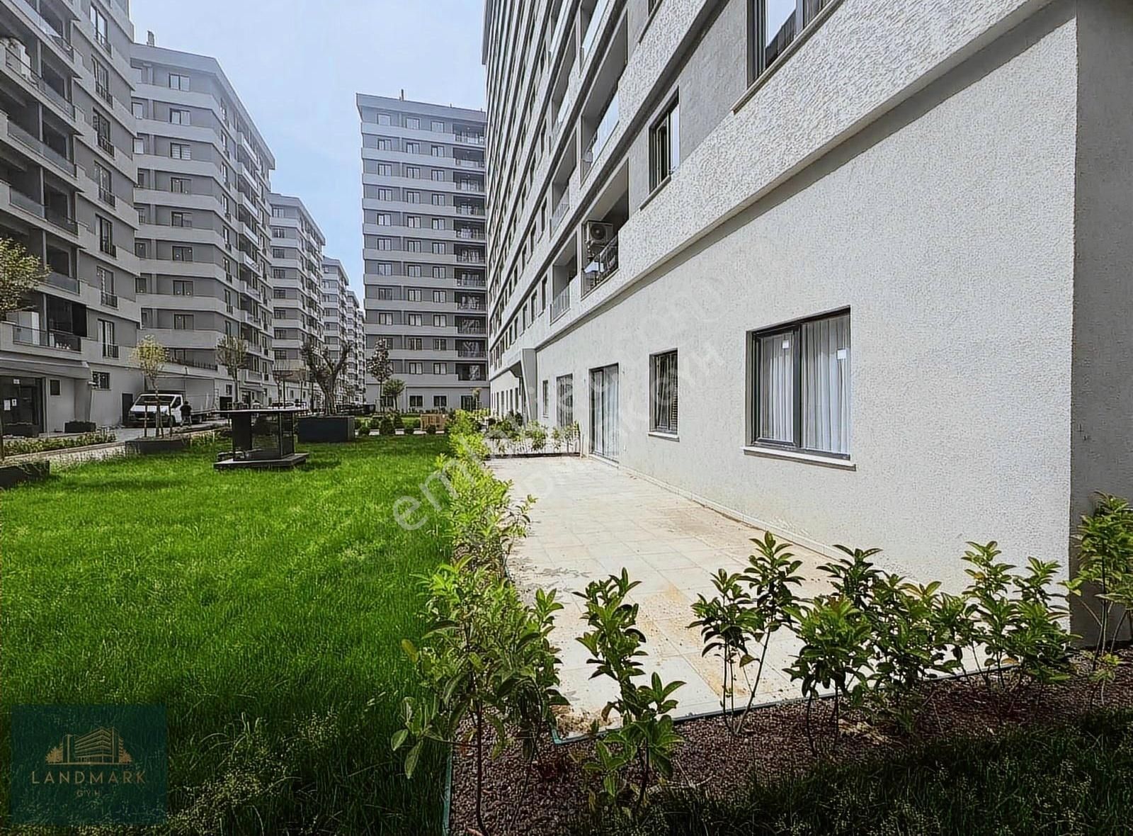 Yetkili Ofis Landmark'tan Bahçe Kat Verandalı Büyük 2+1