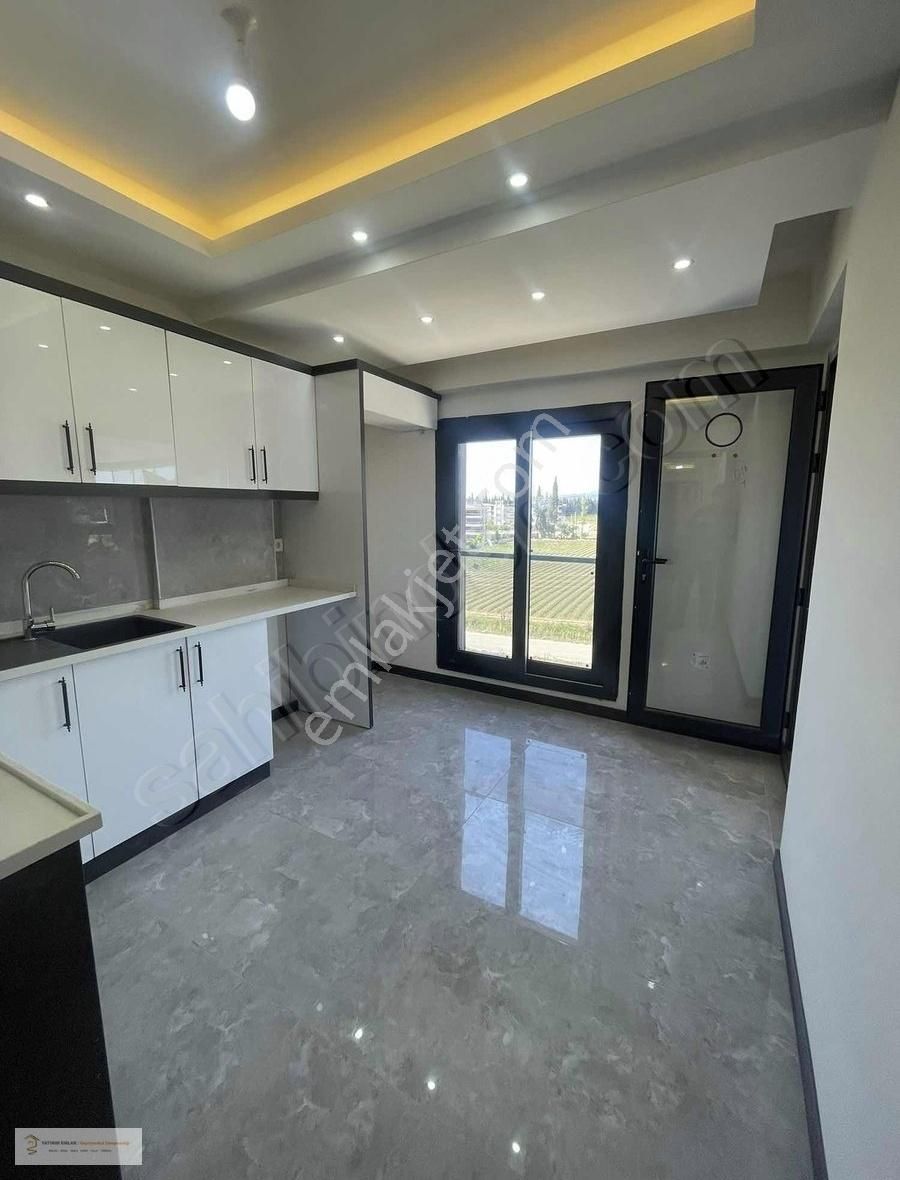 Yedi Eylül Mahallesin'de Site İçi Geniş 3+1 Daire - Görsel 12