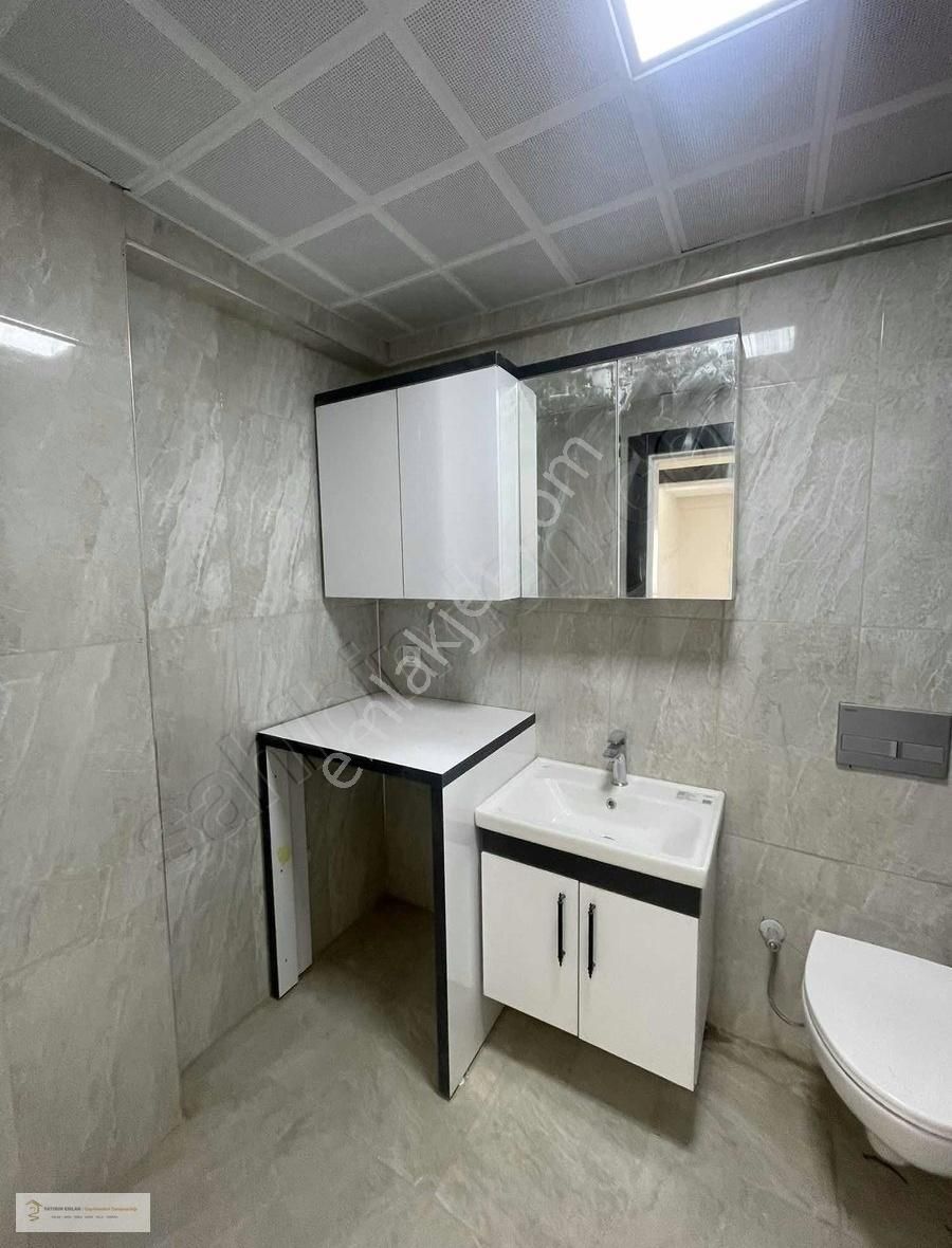 Yedi Eylül Mahallesin'de Site İçi Geniş 3+1 Daire - Görsel 25