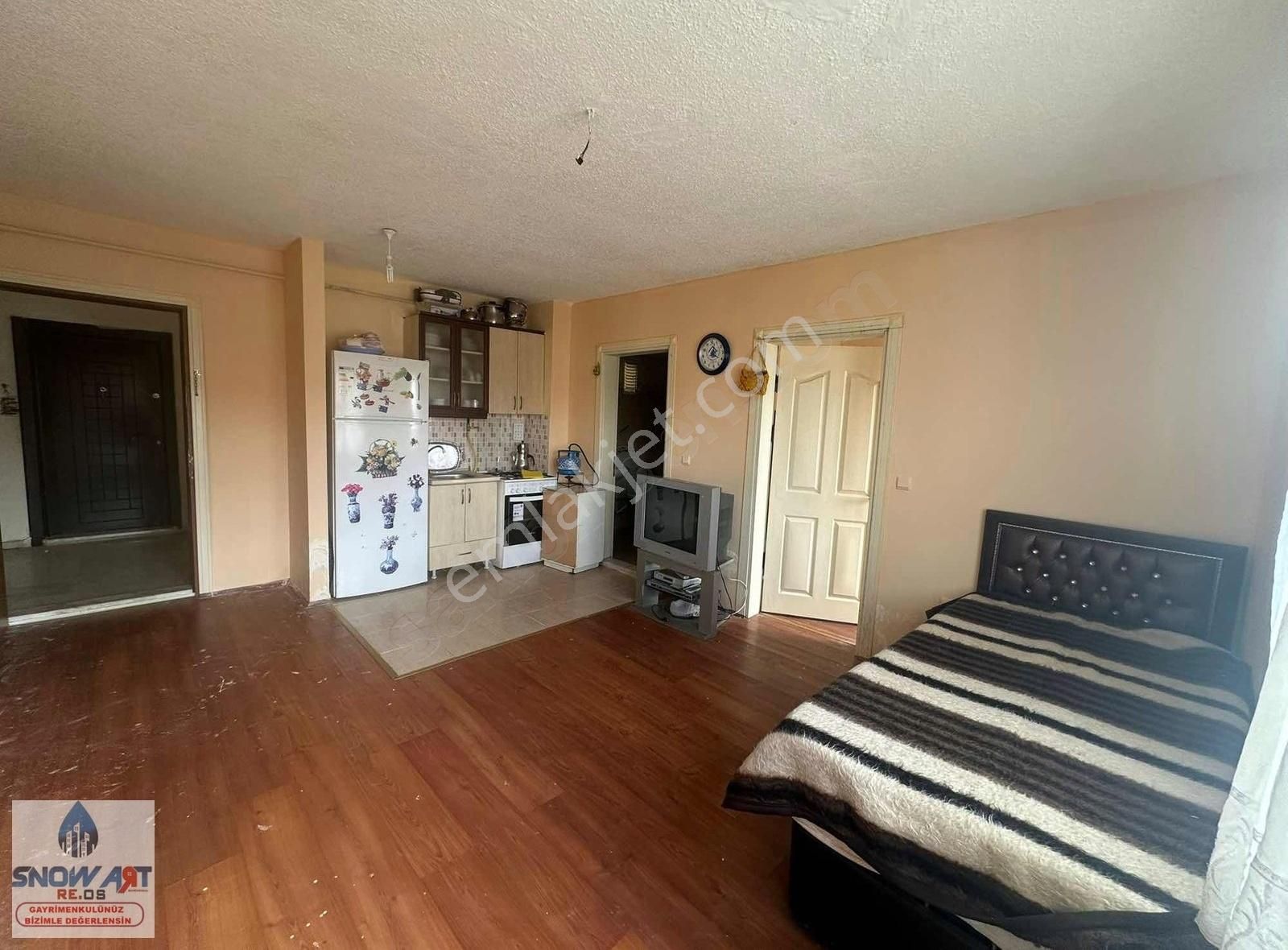 Hilalkent De Kiralık 1+1 Eşyalı Ara Kat Daire