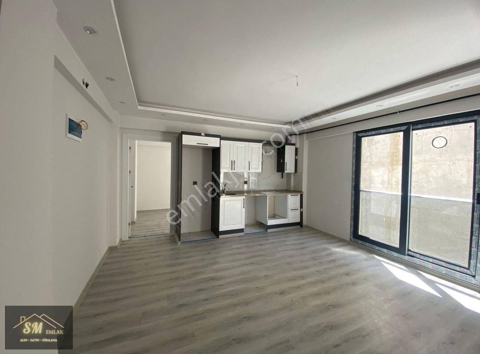 Sm Gayrimenkul'den Hem Boş Hem Eşyalı Kiralık Daire
