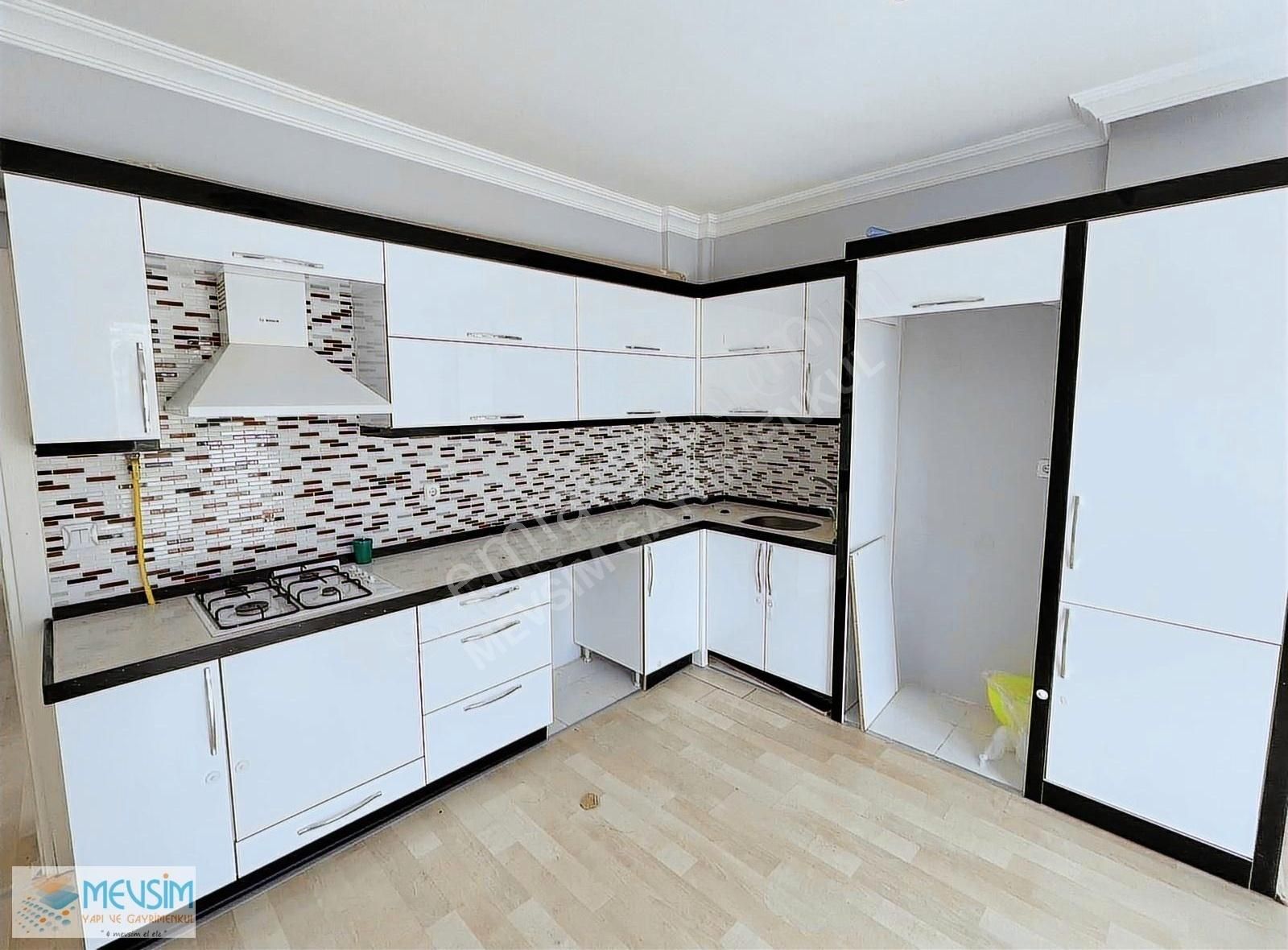 Şenyurt Da Yol Cephe 3+1 Satılık Daire