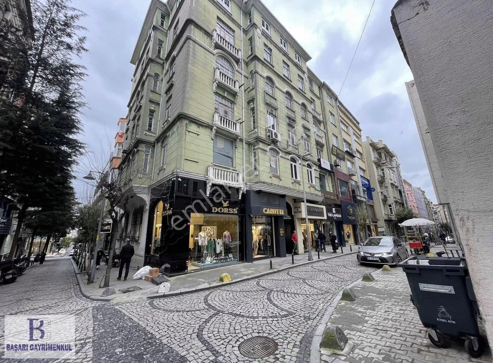 Başarı'dan Şişli Osmanbey'de 110 M2 1. Katta İş Yerine Uygun