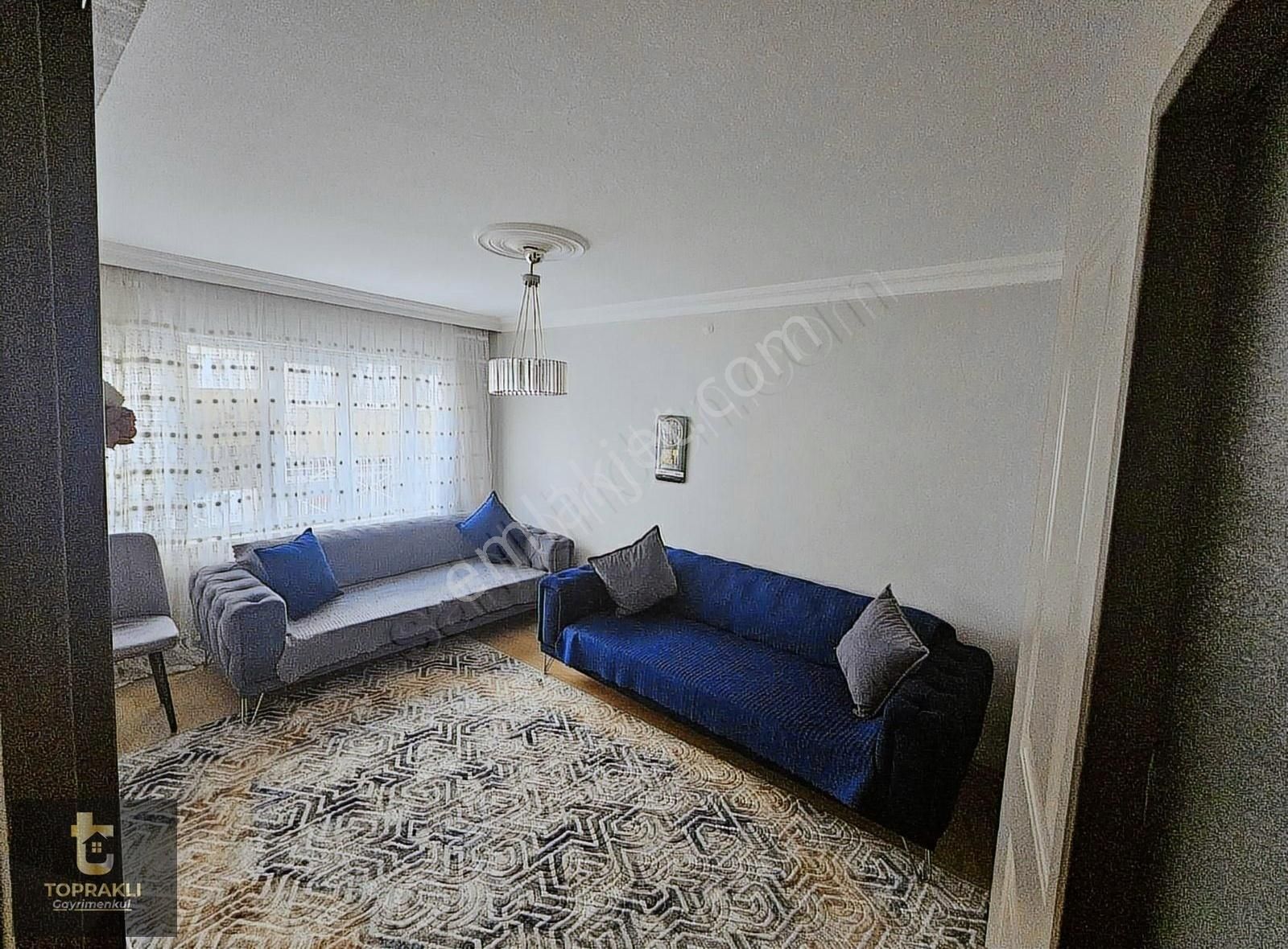Altıparmakta Eşyalı Kiralik Daire