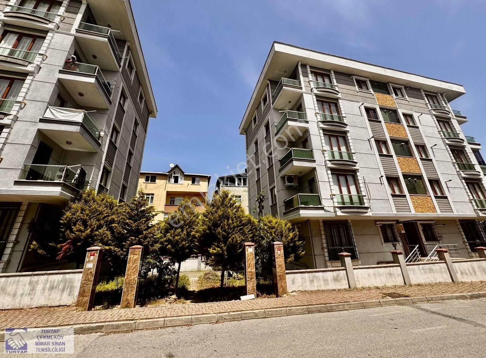Gökhandan Aydınlar Mahallesin De Kiralık 1+1 Yüksek Giriş Daire
