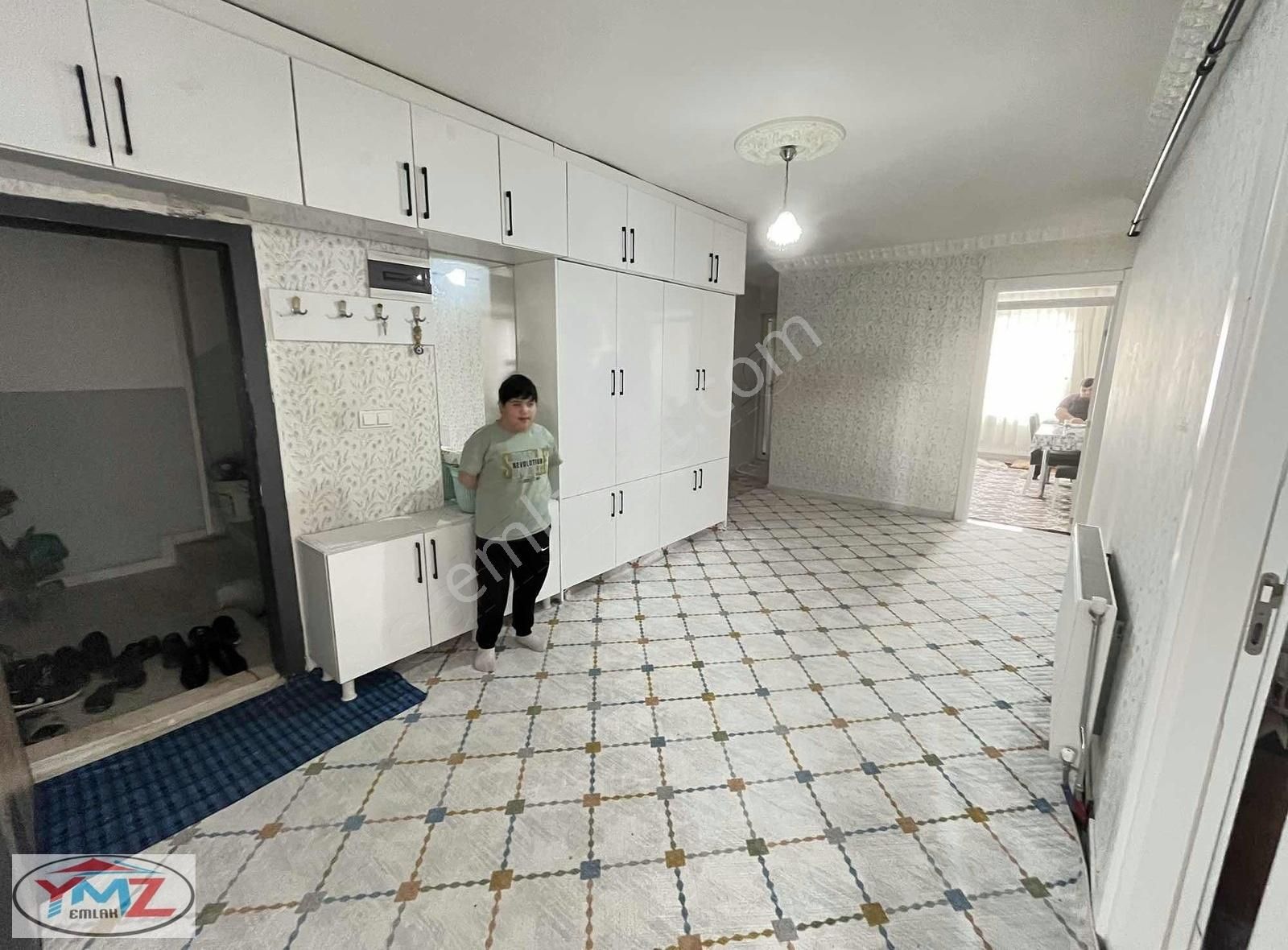 Ymz'den Beyazlar Mh'de İş Bankasına Yakın Satlık 3+1 Daire