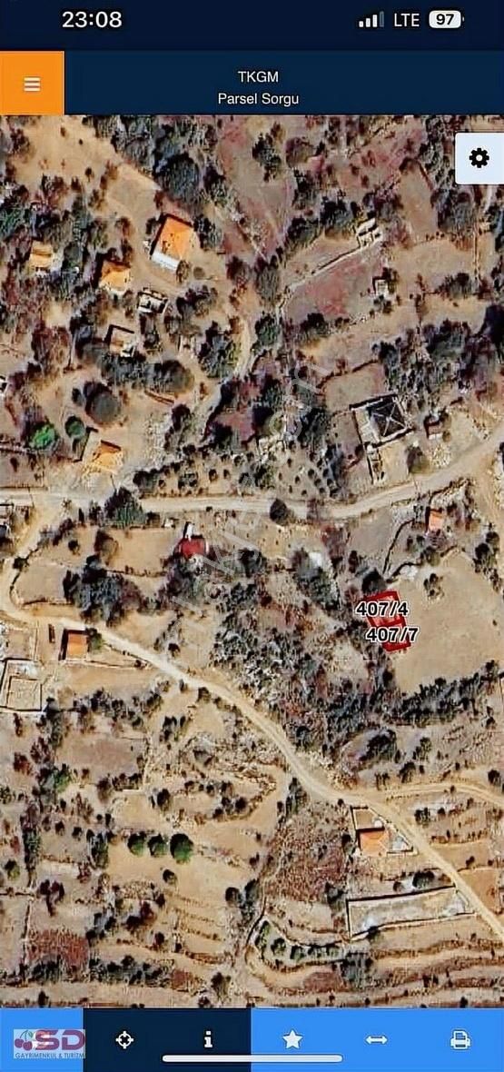 Acil Satılık 220 M2 Yerleşim Alanında Yatırımlık Müstakil Tapu