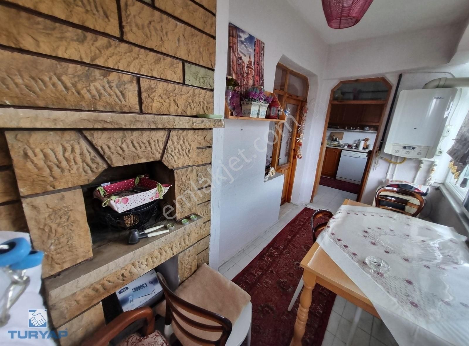 Fatih Mahallesinde Kiralık 3+1 Daire Denize 2 Dkk Mesafede