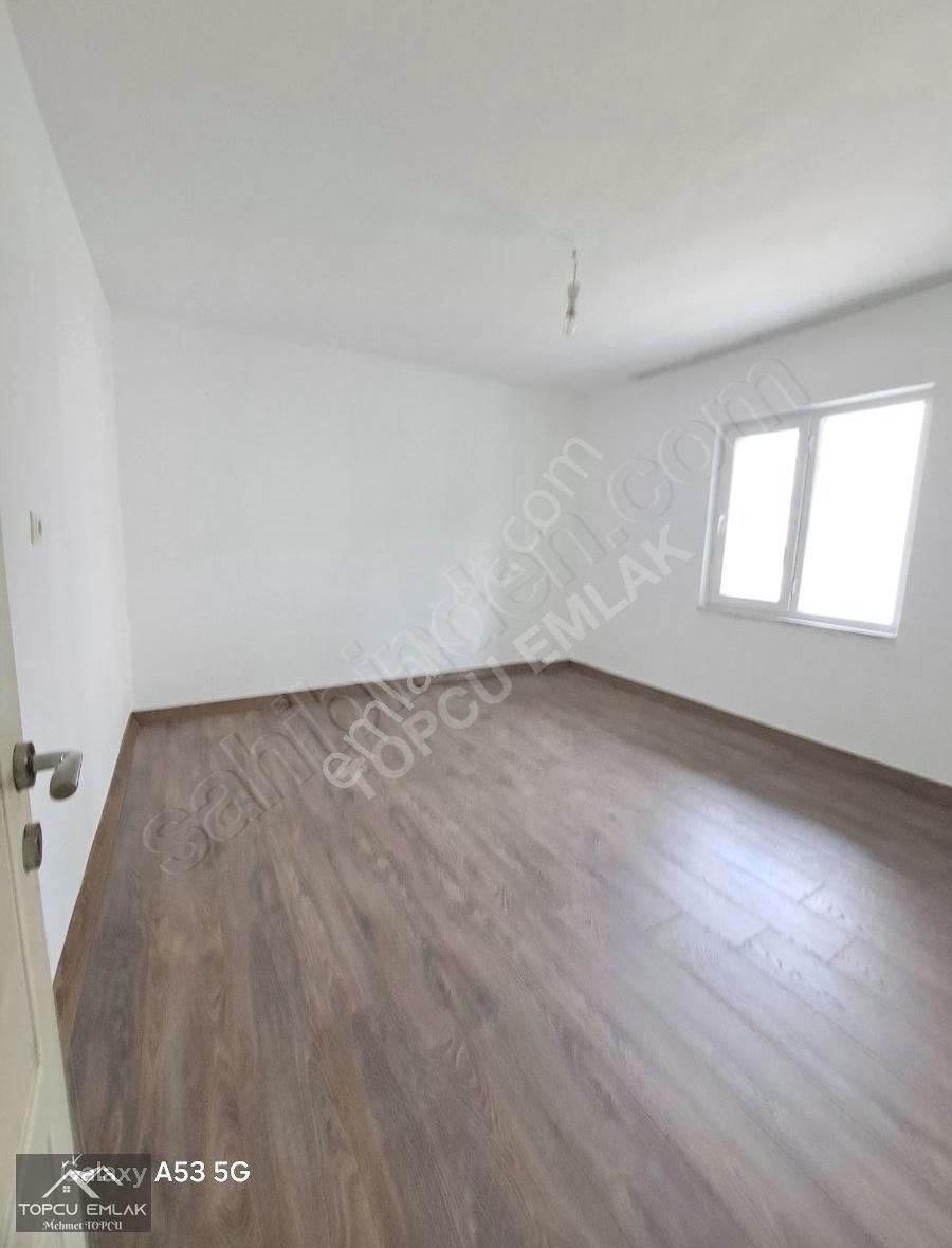 Ortaca Atatürk Mahallesi'nde 3+1 Kapalı Mutfak Kiralık Daire
