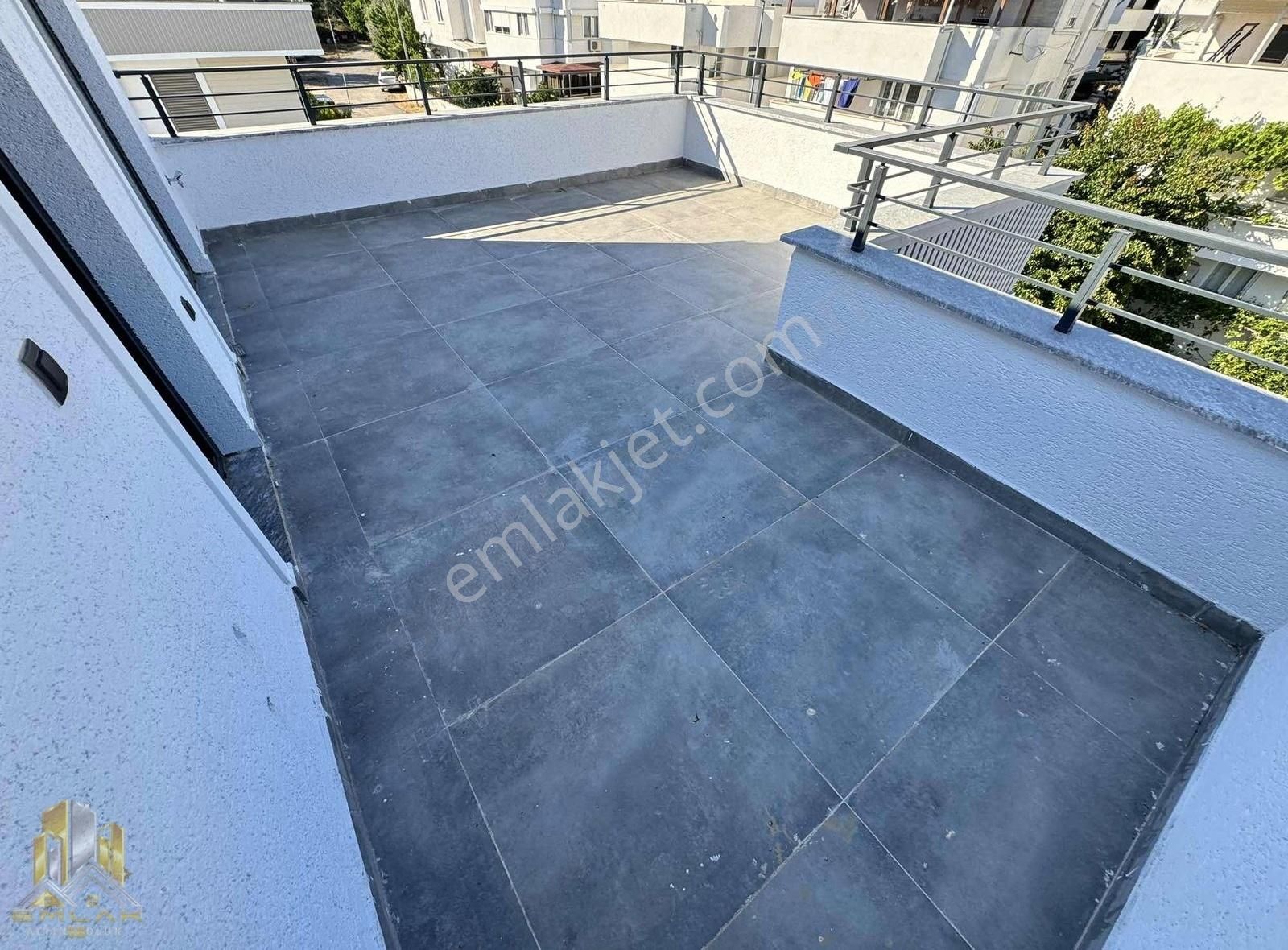 Emlak 58,den Avcılar Altı Müstakil 5+1 Sıfır Villa Manzaralı - Görsel 18