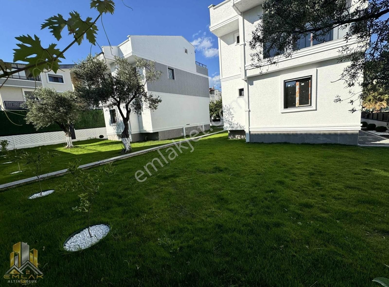 Emlak 58,den Avcılar Altı Müstakil 5+1 Sıfır Villa Manzaralı - Görsel 10