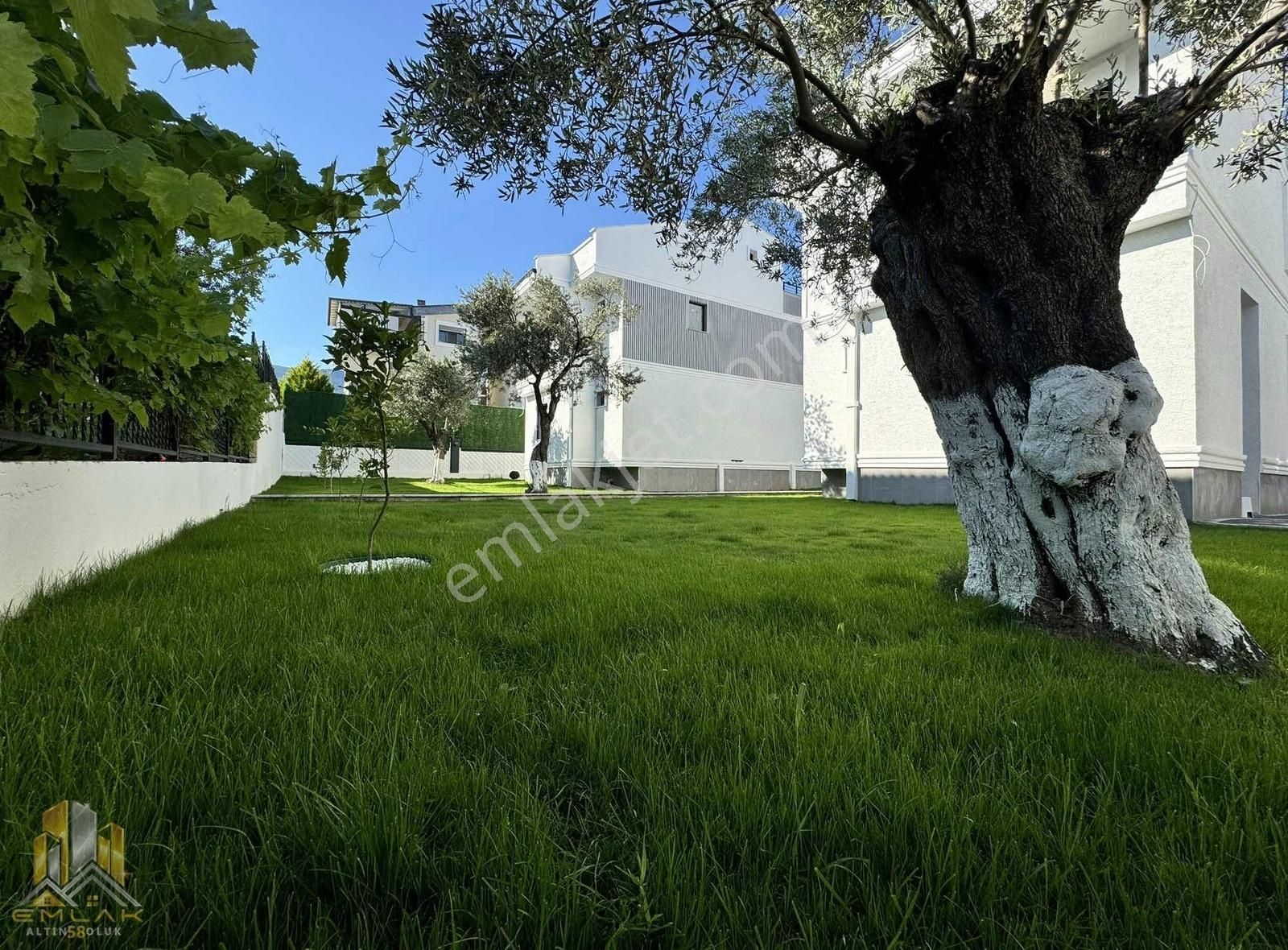 Emlak 58,den Avcılar Altı Müstakil 5+1 Sıfır Villa Manzaralı - Görsel 8