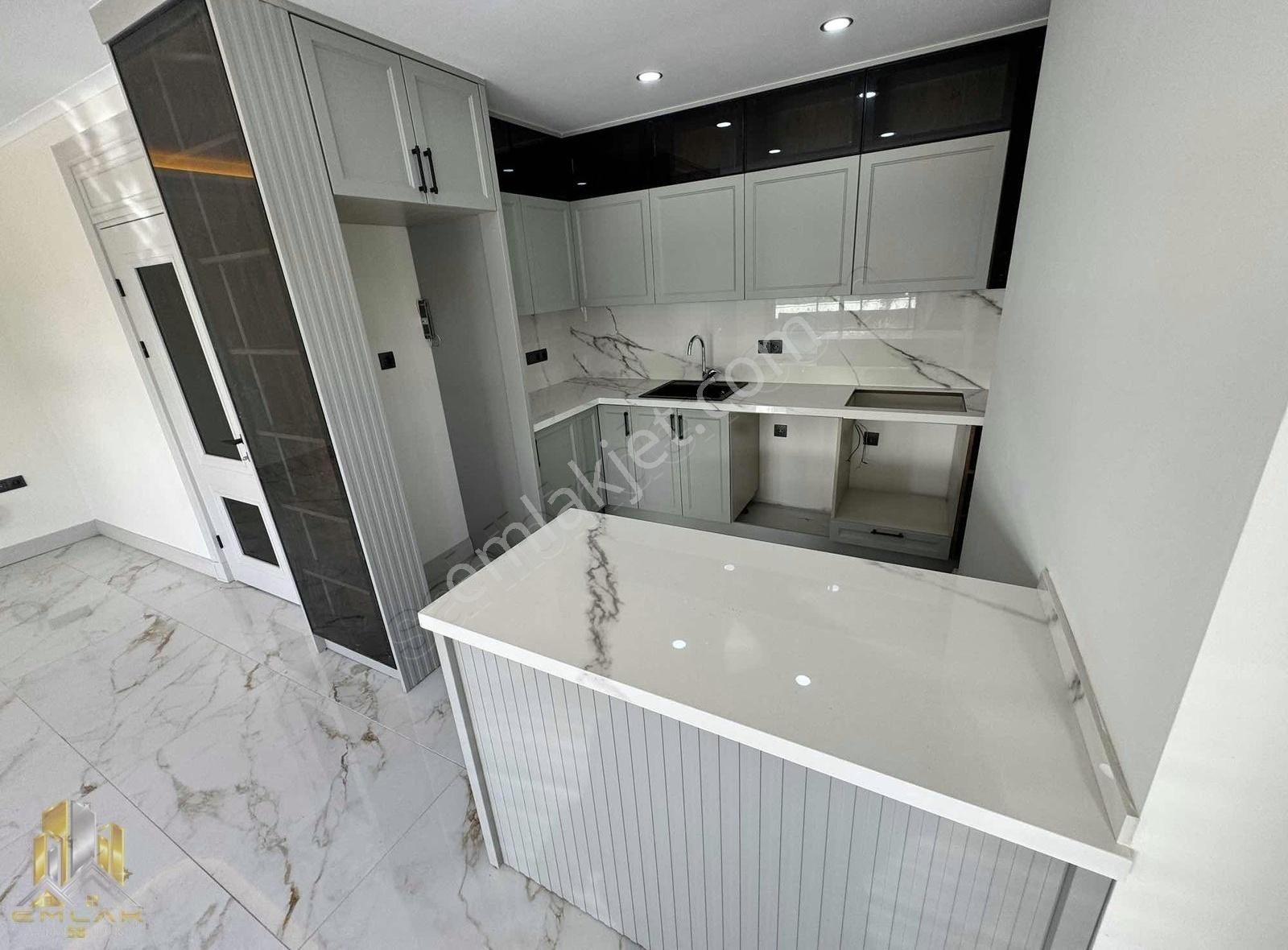 Emlak 58,den Avcılar Altı Müstakil 5+1 Sıfır Villa Manzaralı - Görsel 2