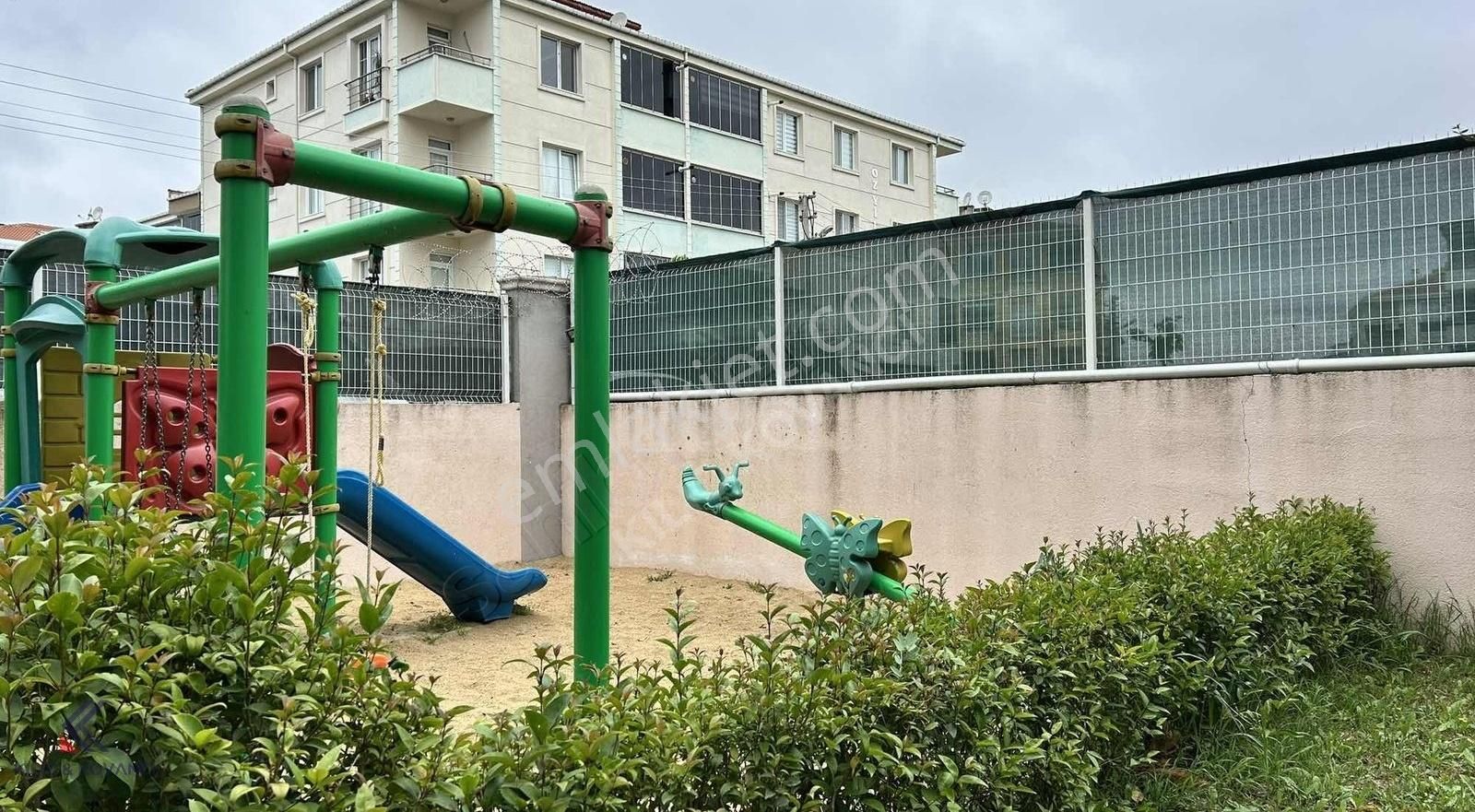 Kılıç Kovancı 8 Kasım Mahallesi Bergule Eşyalı Satılık Ara Kat