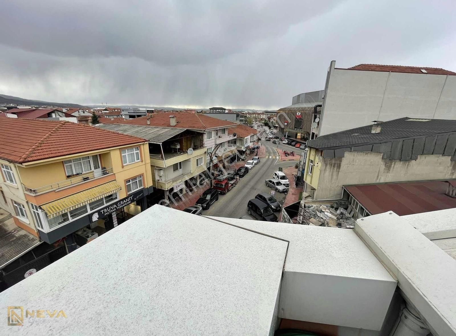 Serdivan Agora Avm Yanı Kiralık Eşyalı Ofis