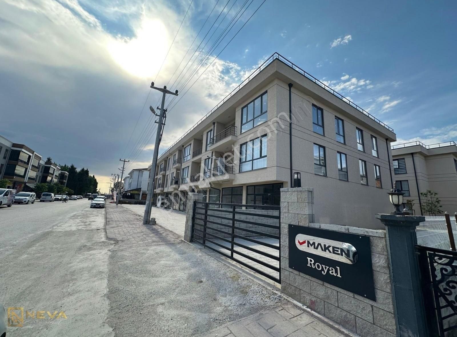 Sakarya Arifiye Hanlıköy De Satılık 3+1 Ebebeyn Banyolu 135m2