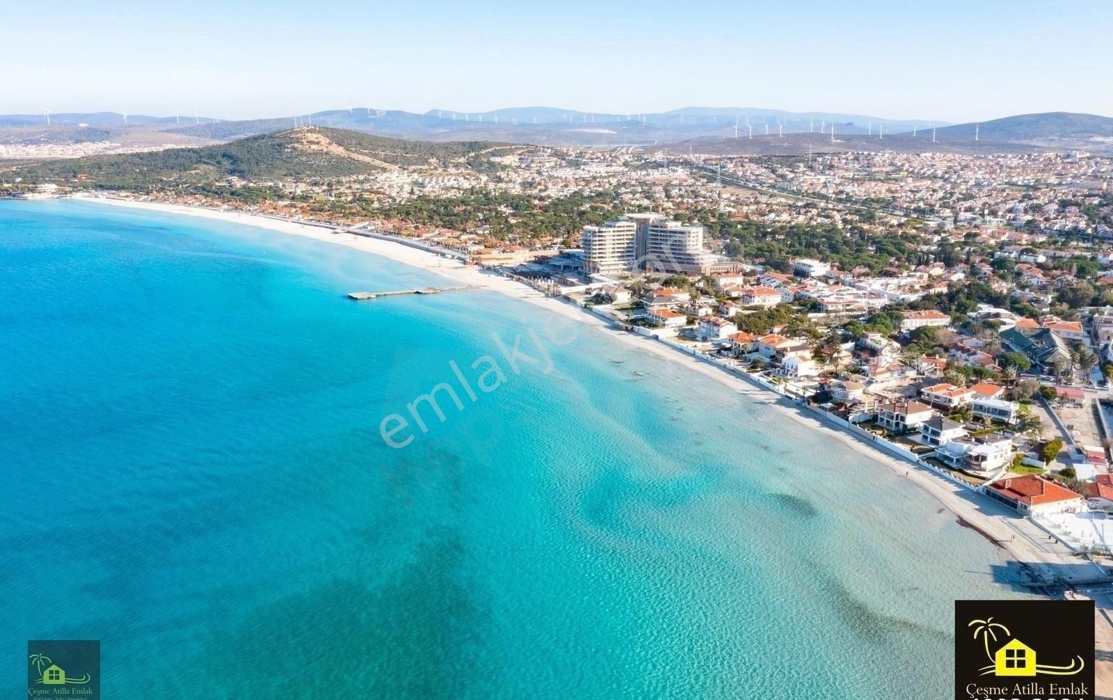 Çeşme Ilıca'da Denize 100 Mt Mesafe'de Satılık 3+1 Reisdence