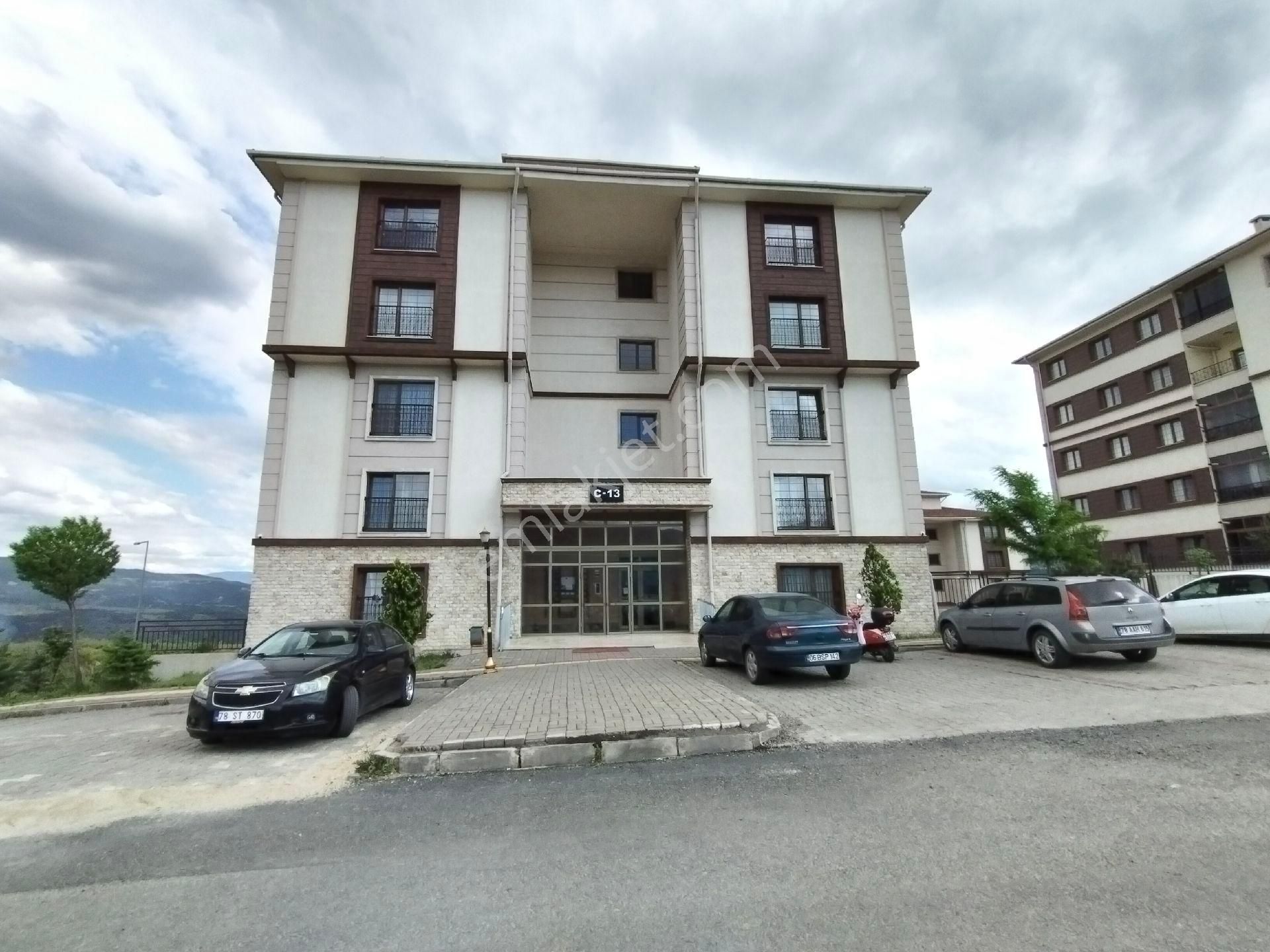 Karabük Belentoki Konutları C13 De 3+1 Daire Satılıktır