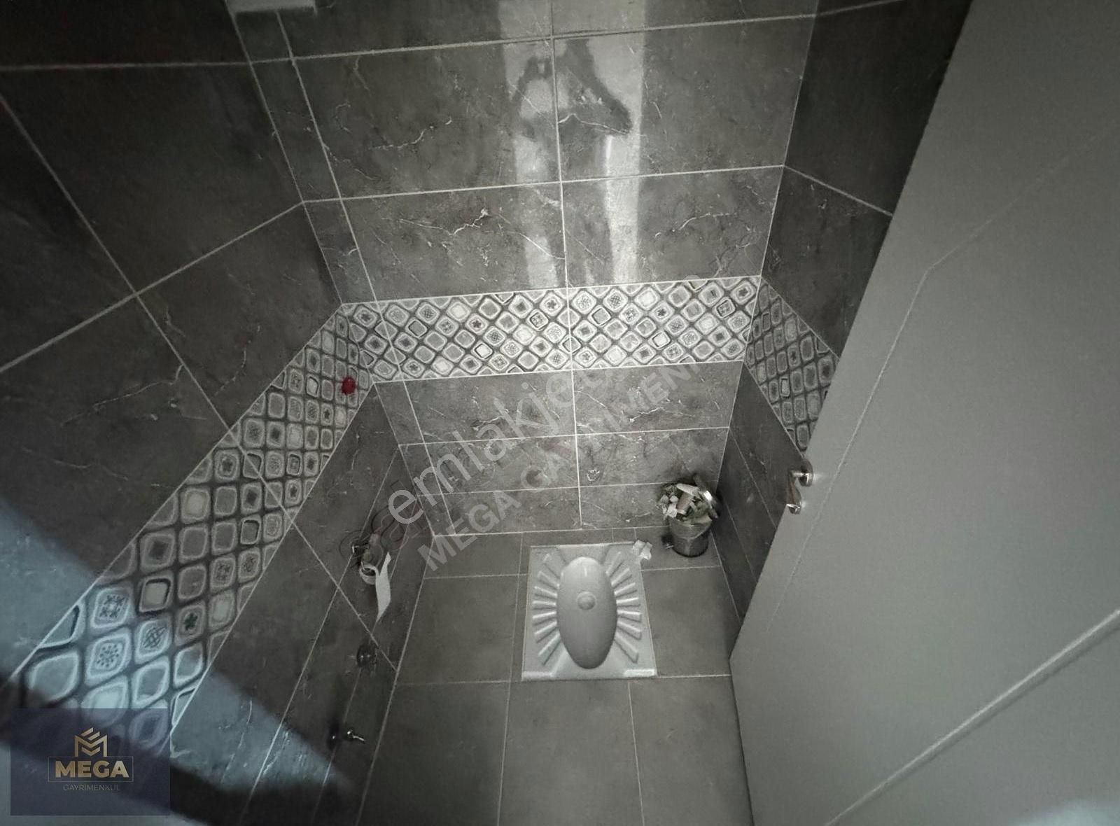 Mega'dan Pursakların Göbeğinde Site İçerisinde Kiralık Daire!!!!
