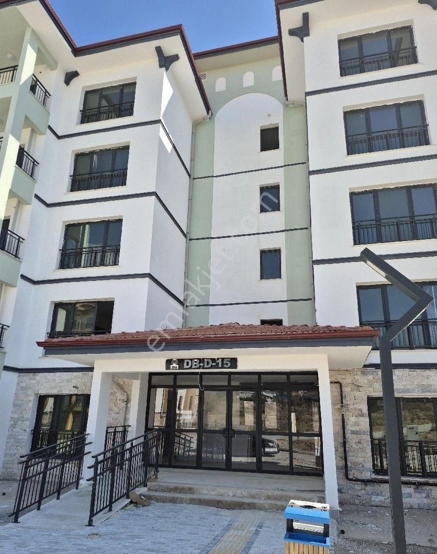 Dikmece Tokilerde 3+1 Kiralık Daire