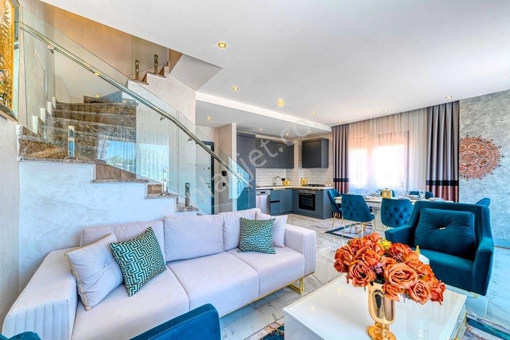 Alanya Oba'da 2+1 Lüks Satılık Dubleks Daire