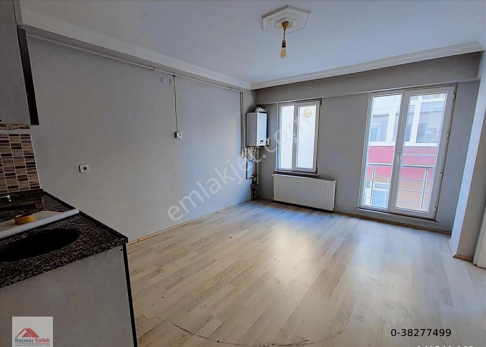 Edirne Merkez 1.murat Mahallesinde Satılık 1+1 Daire