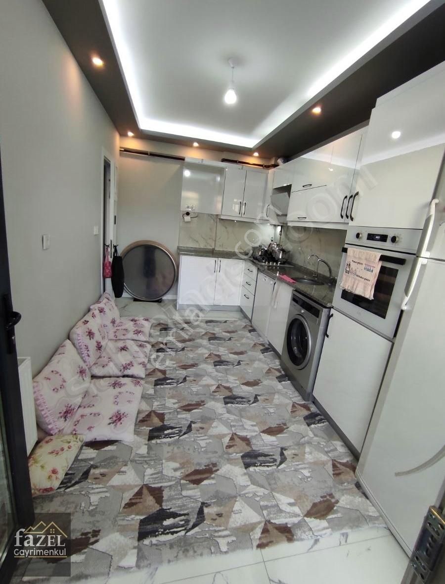 Fazelden Asansörlü İskanlı Köşe 2+1