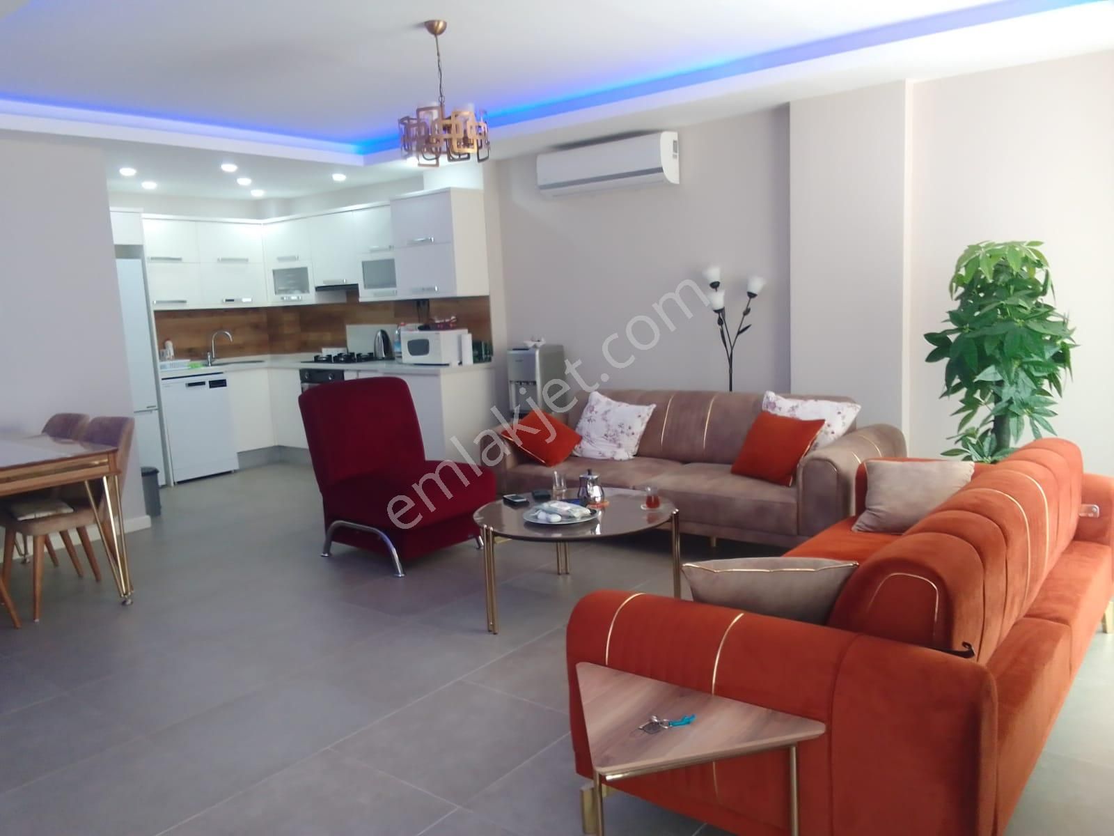 Altınkum Mahallesinde, Denize Yakın, Yeni 2+1, Pazarlık Vardır