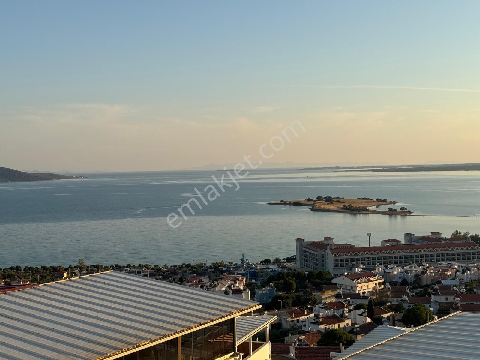 Akbükte Deniz Manzaralı 3+1 Villa