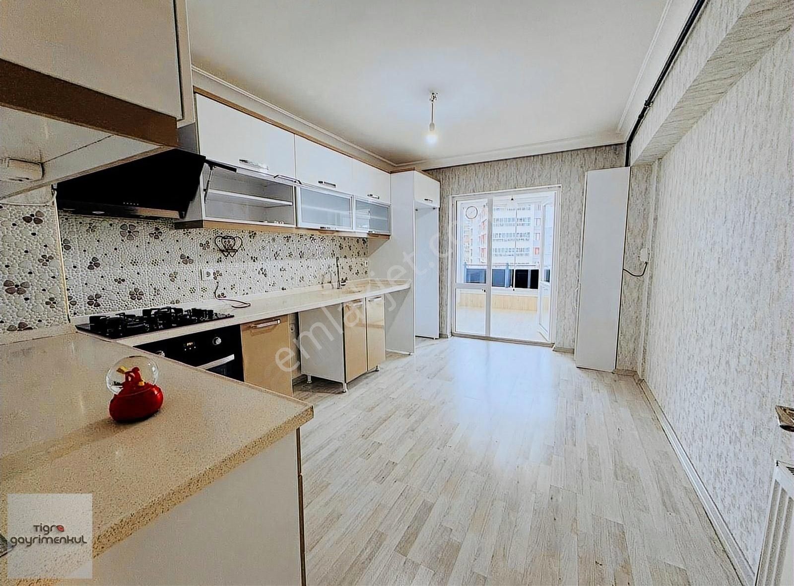 _tigra_tek Bloklu Sitede Full Yapılı 145m2 3+1 Daire!!!