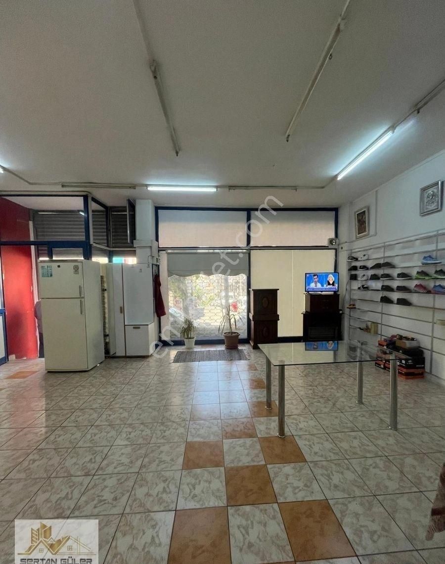 Gaziosmanpaşa Şemsipaşada Dükkan-atölye-depo Olarak Kullanılabilir