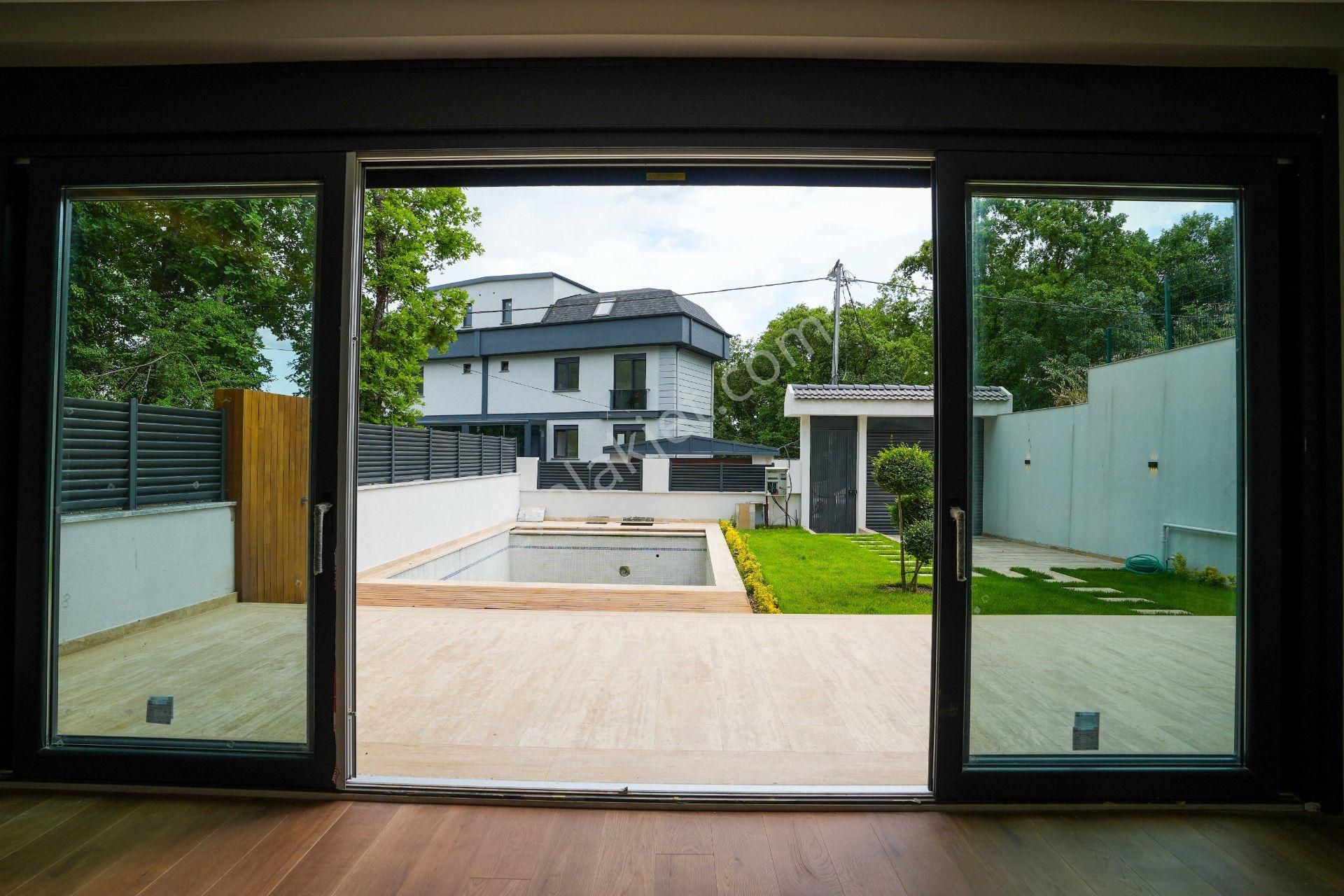 Çekmeköy Ömerli Bahçe İçinde 6+1 Havuzlu Villa - Görsel 6