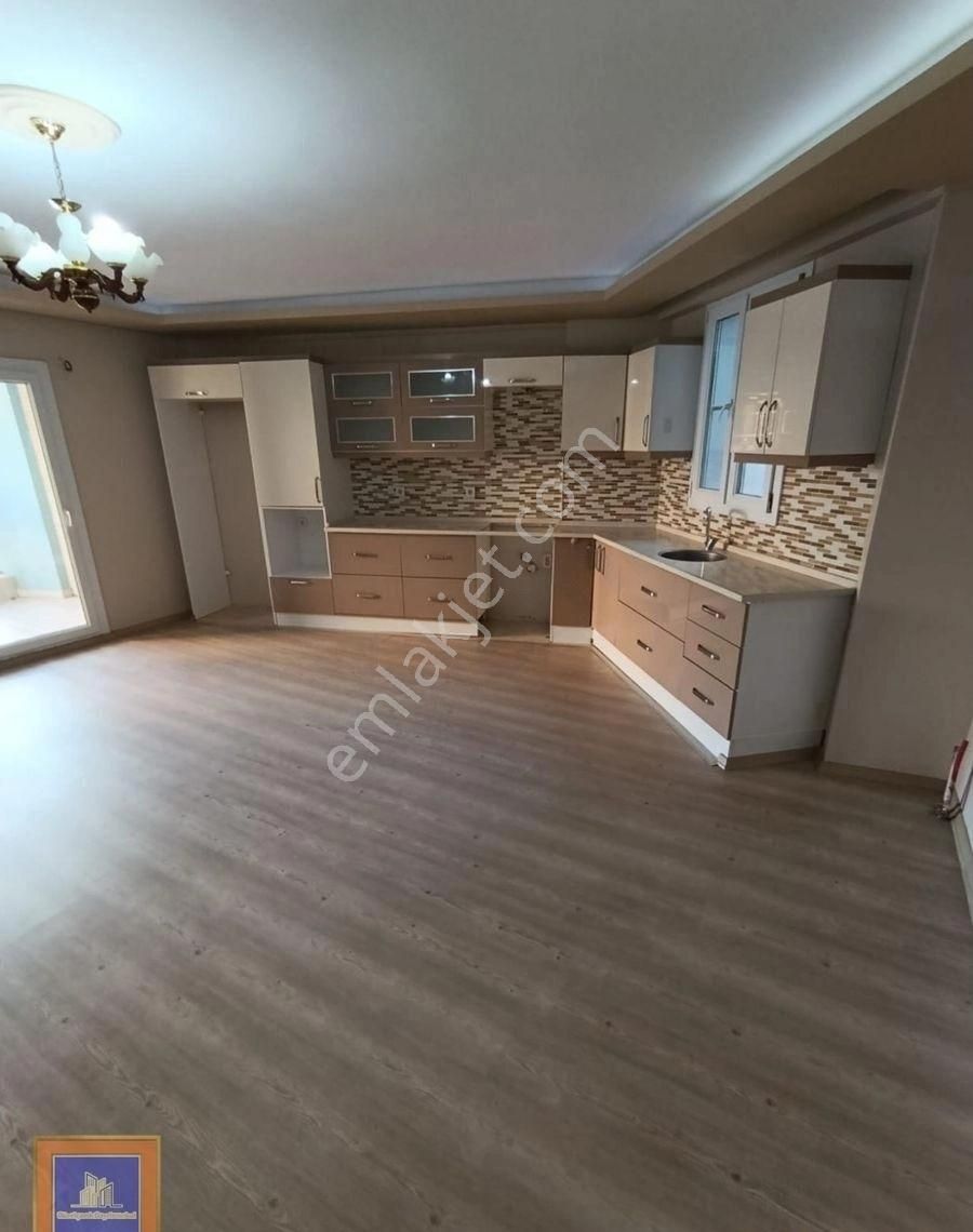Ön Cephe Sürekli Boş Kiralık Sahile 600m Mesafede Daire