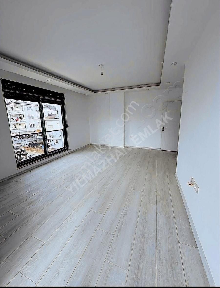 Aydoğmuş Mahallesi 2+1 Sıfır Satılık Daire