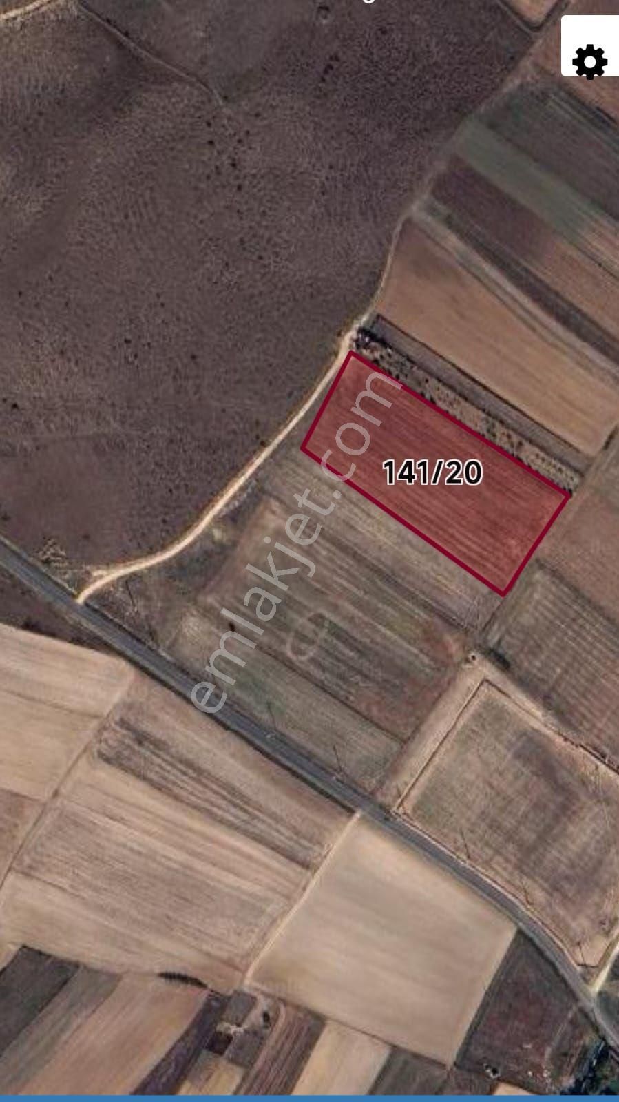 Tekirdağ Saray Çayla Mh Satılık Mera Cepheli 10 Dönüm Tarla
