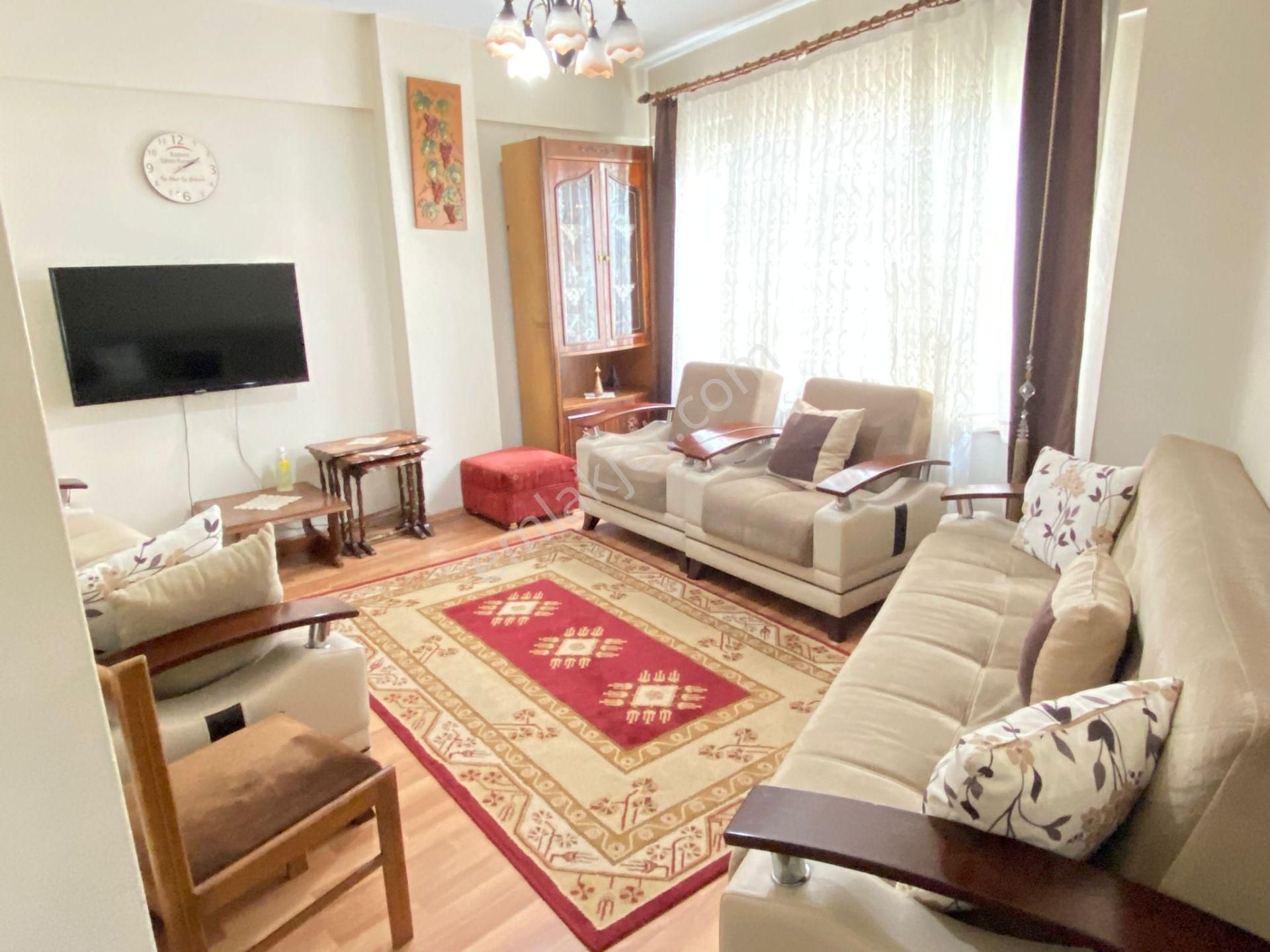 Bursa Yıldırım Emirsultanda 2+1 Eşyalı Ara Kat Kombili Daire