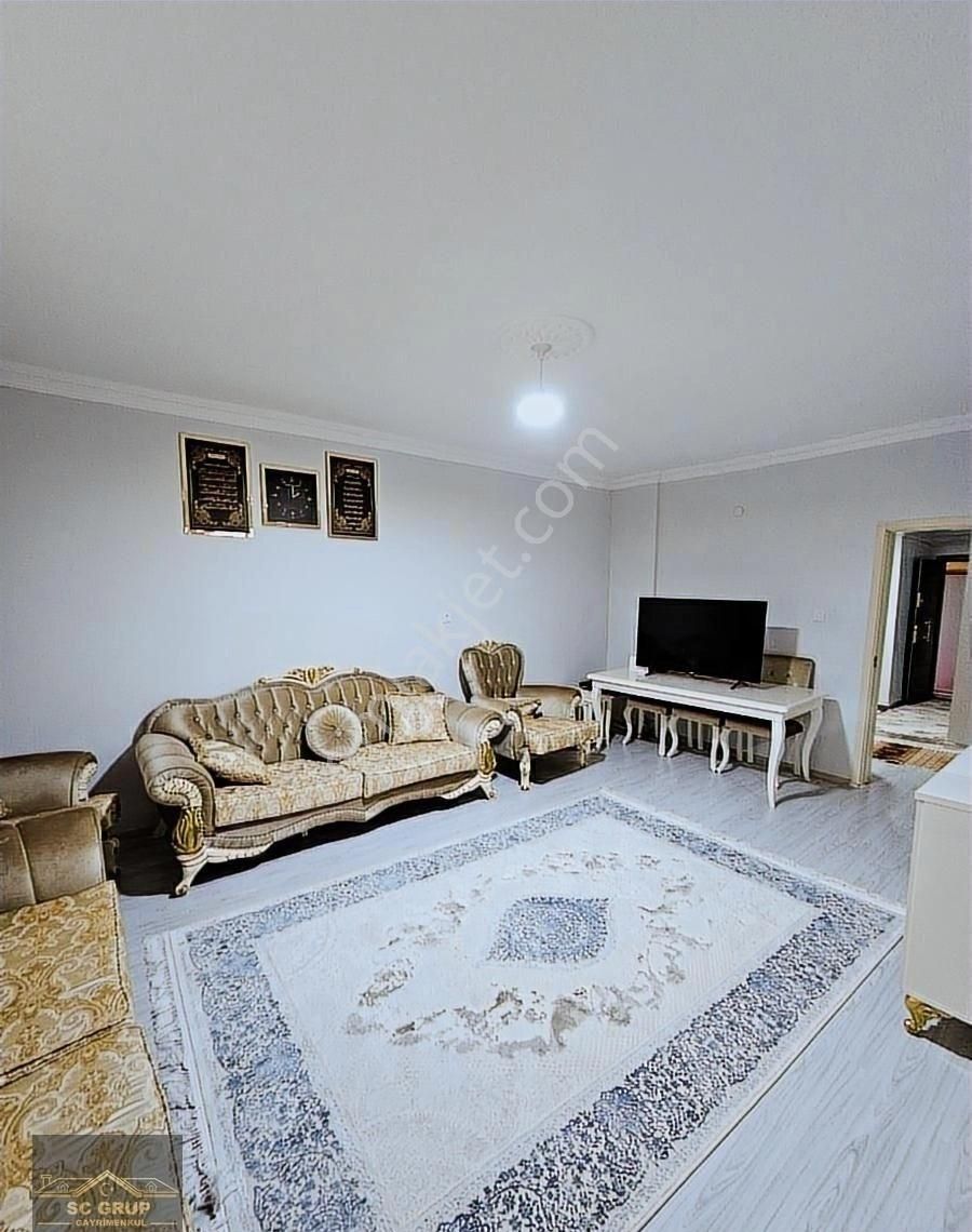 Scgrup'dan Yeşilevler'de 3+1 Giriş Kat Daire