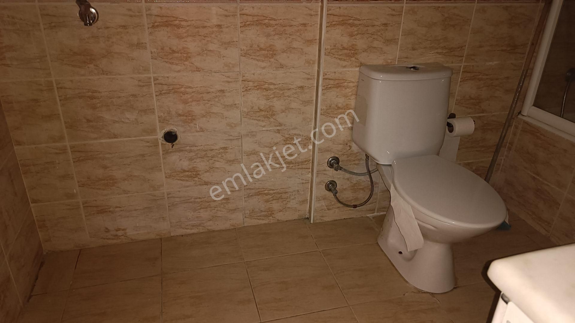 Podgoritsa Caddesi Üzeri 1.kat 3+1, Asansörlü, Açık & Kapalı Garajlı, 130m² Boş Daire - Görsel 14