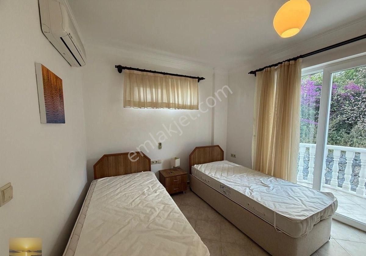 İngilizden Acil Bakımlı Ev Full Manzara Kumsala Yakın Daire - Görsel 32