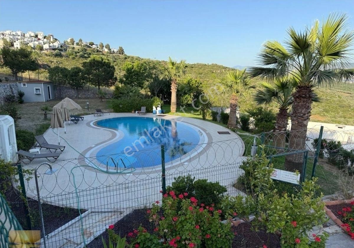 İngilizden Acil Bakımlı Ev Full Manzara Kumsala Yakın Daire - Görsel 22