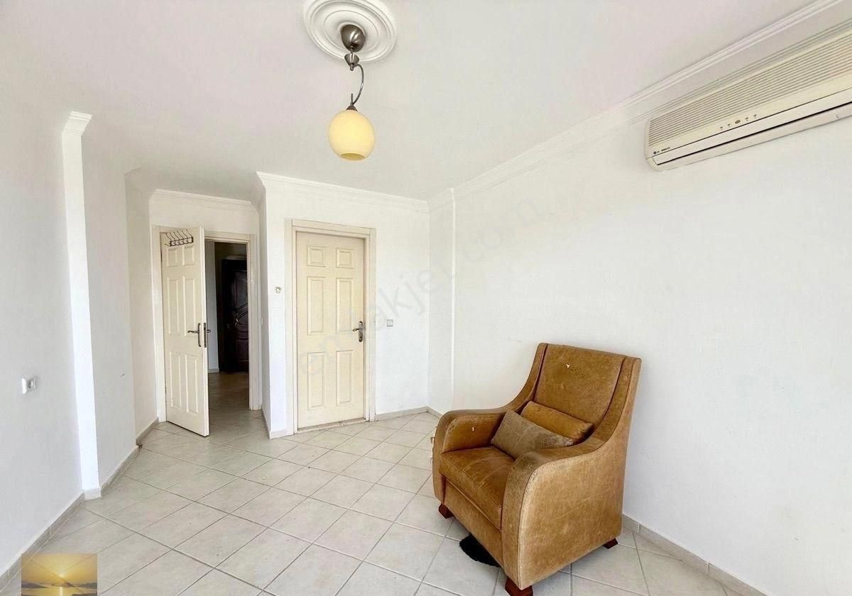 Özel Plajlı Site Üstkat Satılık Ferah Daire Bakımlı Ev İndirimli - Görsel 20